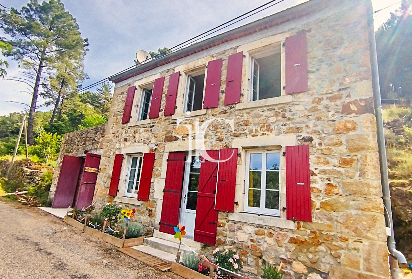 vente Maison en pierre Saint Andre Lachamp - Photo 1