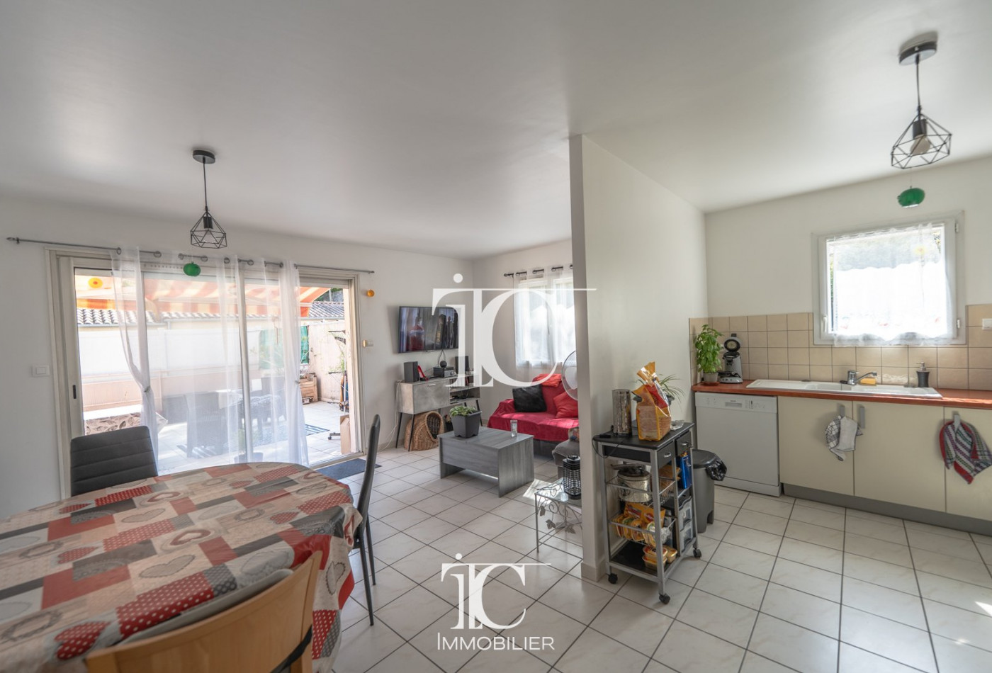 vente Appartement Les Vans - Photo 2
