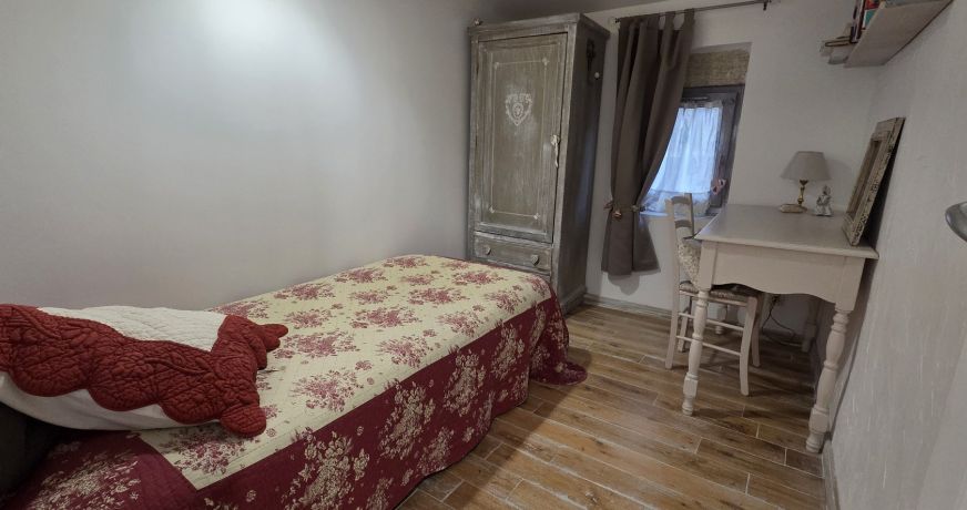 vente Maison de village Saint Quentin La Poterie