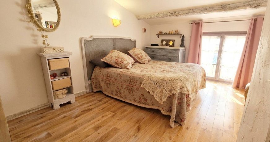 vente Maison de village Saint Quentin La Poterie