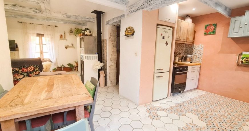 vente Maison de village Saint Quentin La Poterie