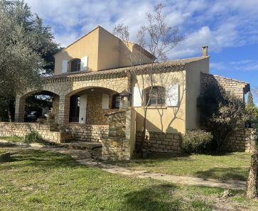 à vendre Uzes