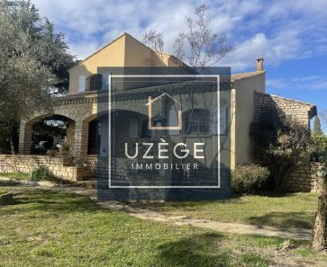 à vendre Uzes