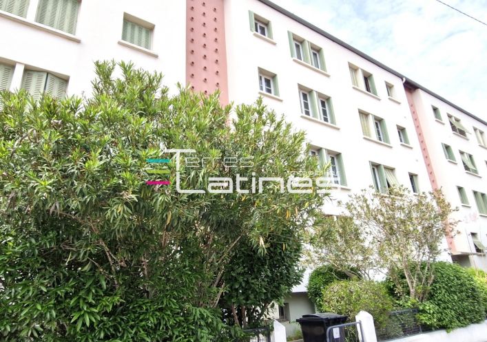 location Appartement Nimes