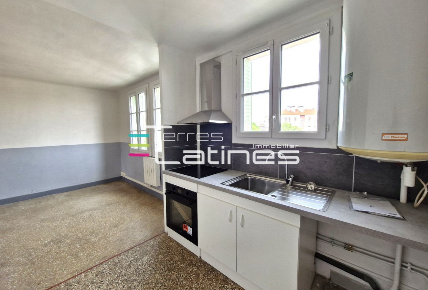 location Appartement Nimes - Photo 2