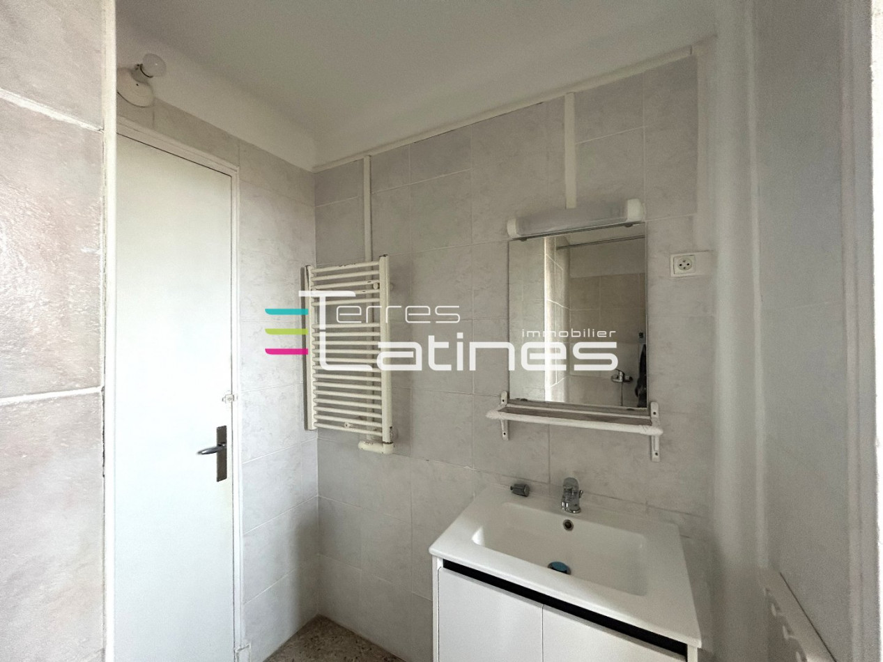 location Appartement Nimes - Photo 9