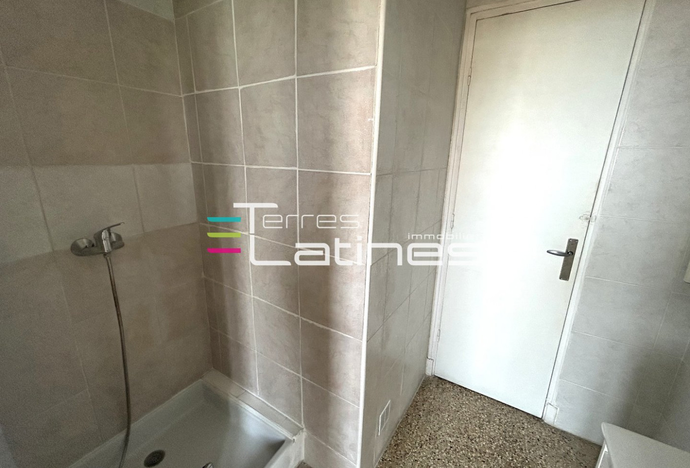 location Appartement Nimes - Photo 10