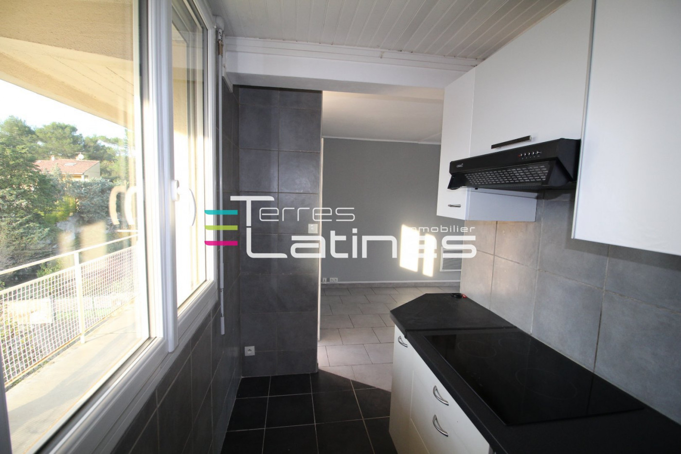 location Appartement Nimes - Photo 3