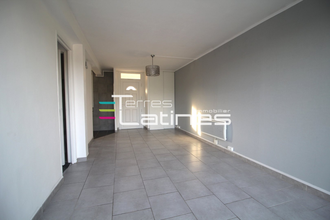 location Appartement Nimes - Photo 2