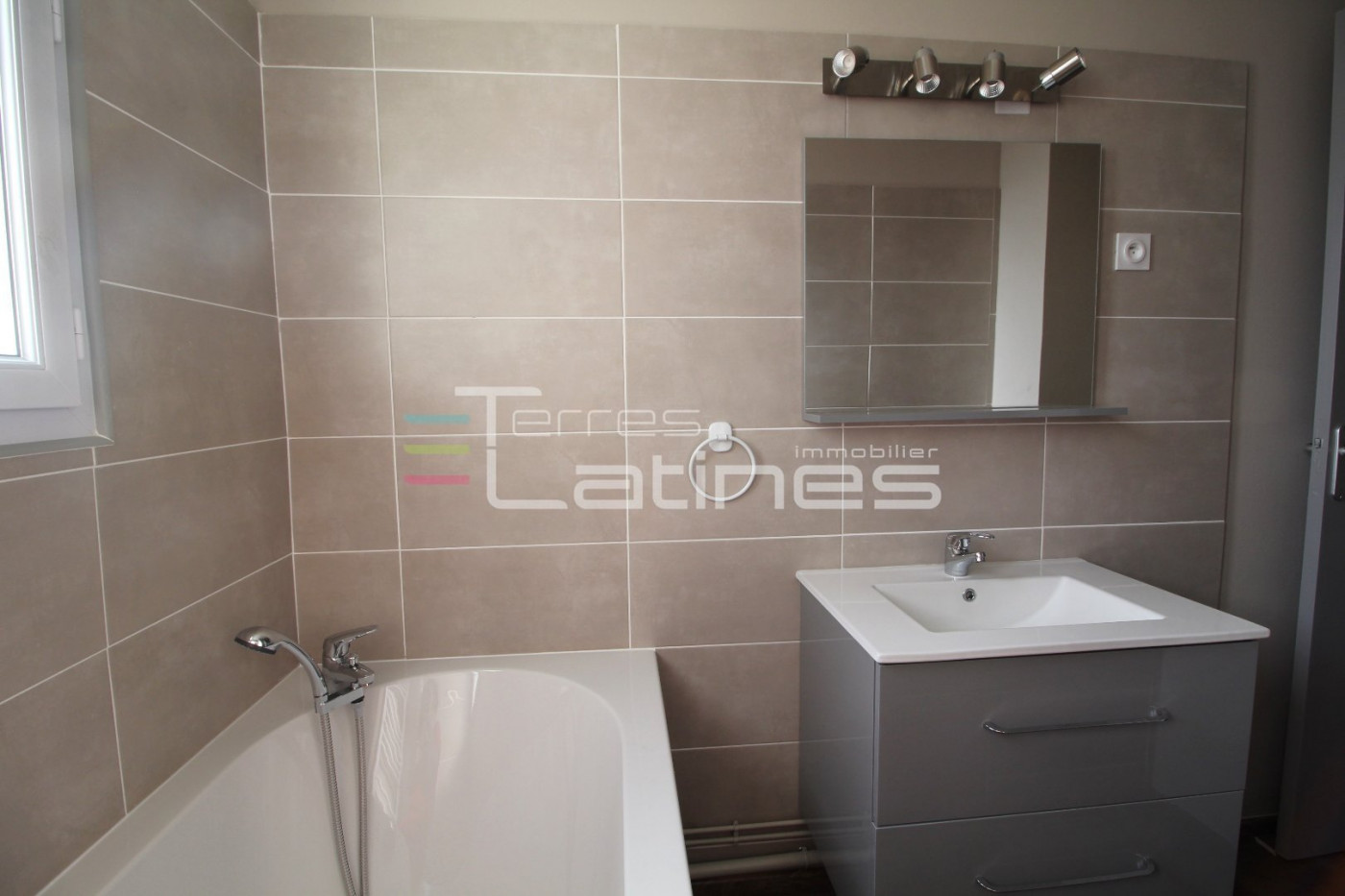 vente Appartement Nimes - Photo 7