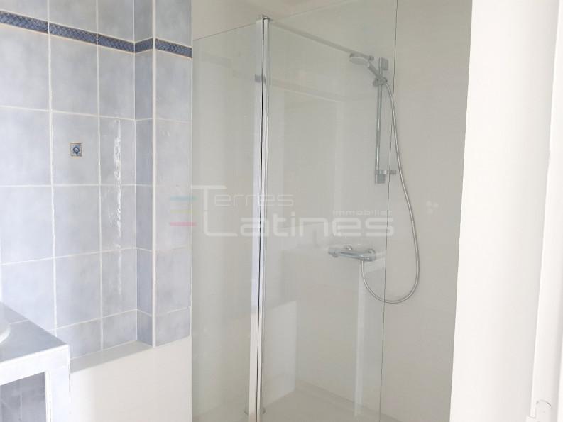 location Appartement Nimes - Photo 8