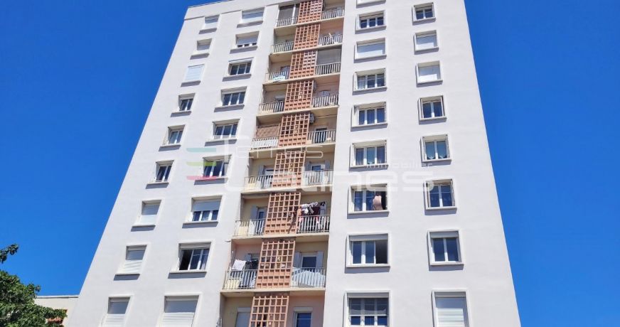 location Appartement Nimes