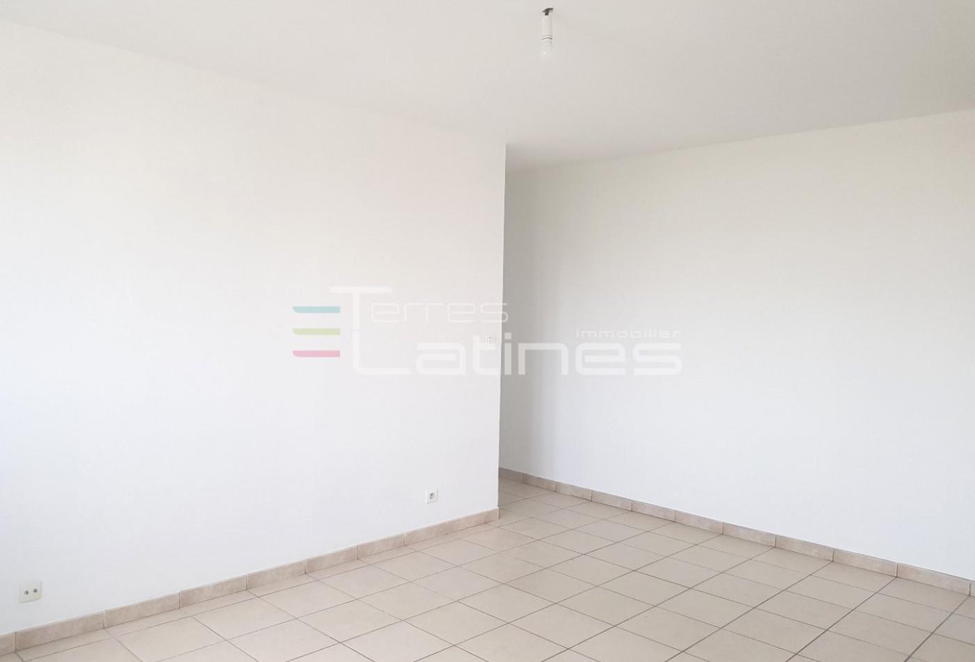 location Appartement Nimes - Photo 2