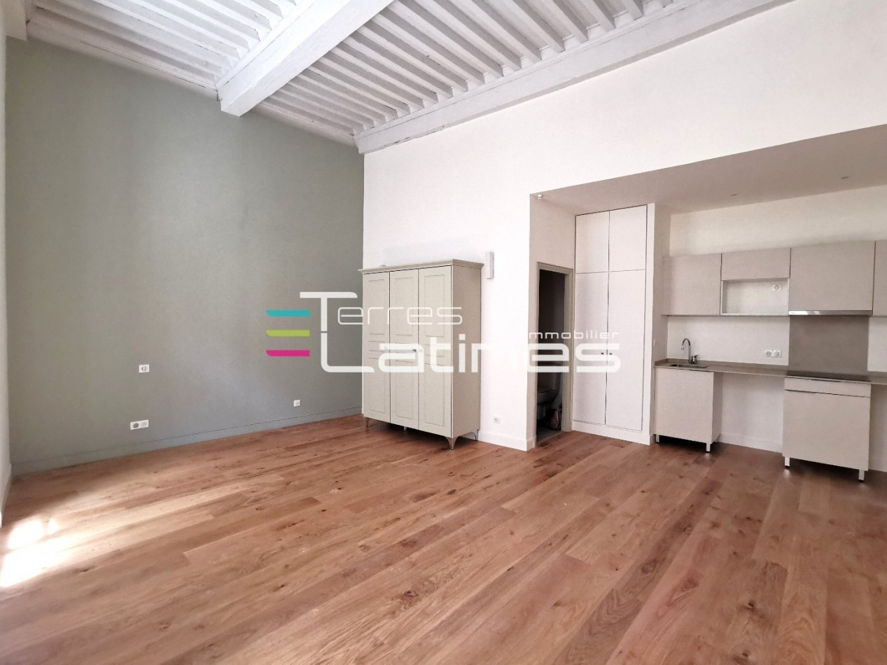 location Appartement Nimes - Photo 2