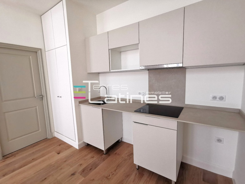 location Appartement Nimes - Photo 3