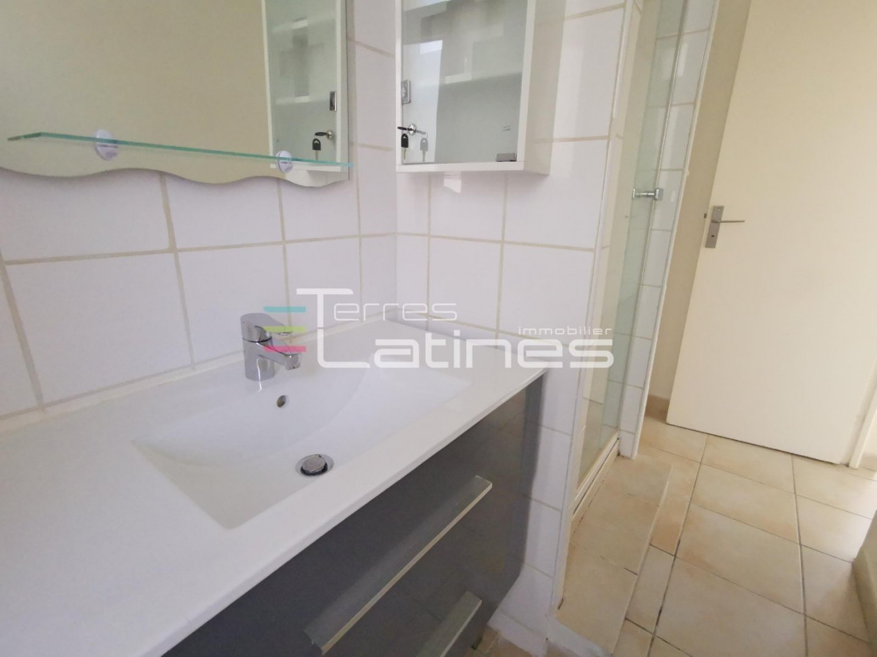 vente Appartement Nimes - Photo 6