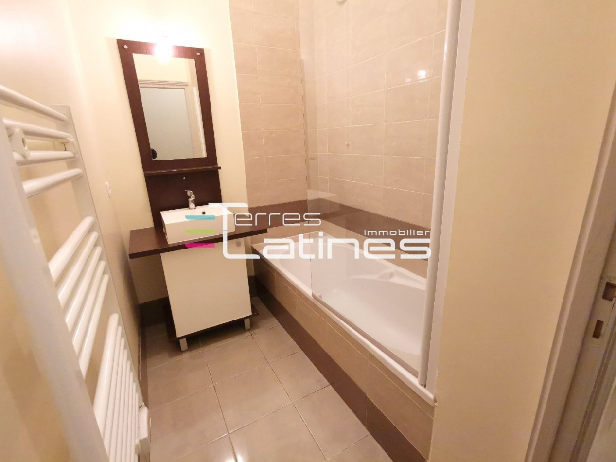 vente Appartement Nimes - Photo 11