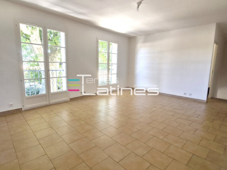 location Appartement Nimes - Photo 3