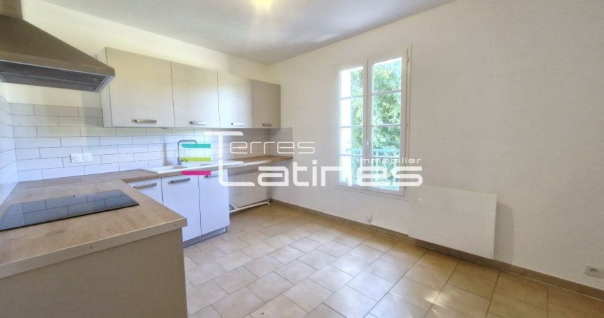 location Appartement Nimes