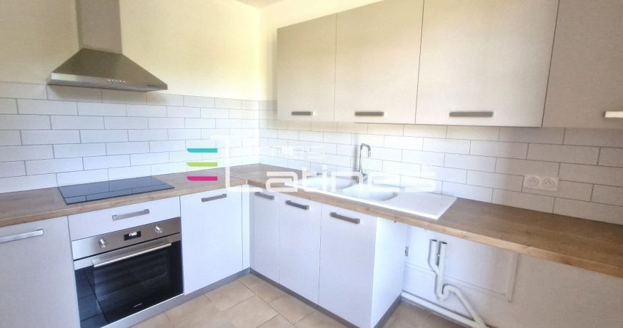 location Appartement Nimes