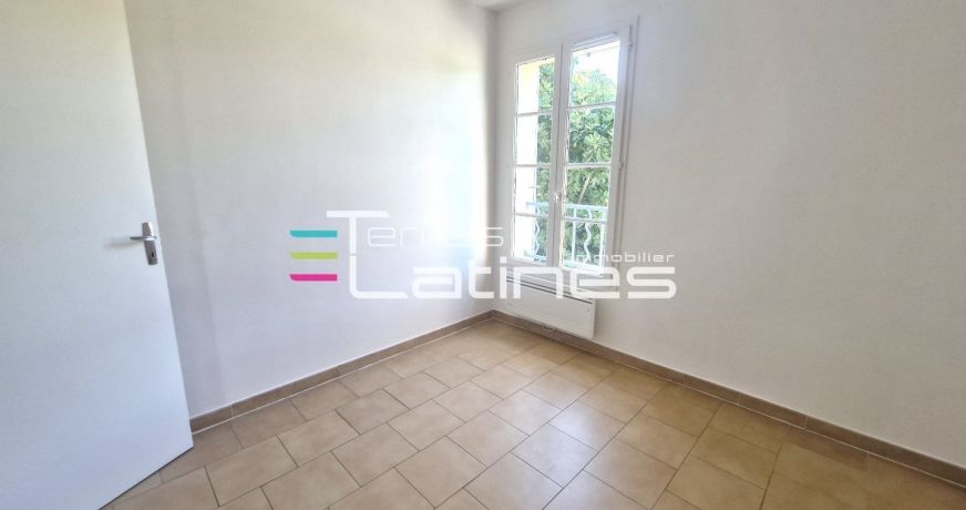 location Appartement Nimes