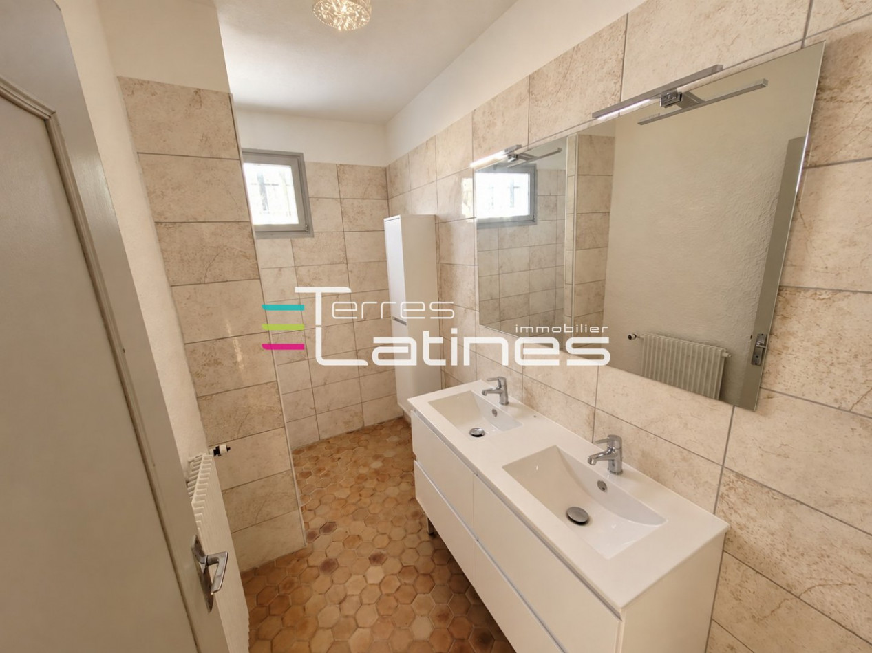 location Maison Milhaud - Photo 11