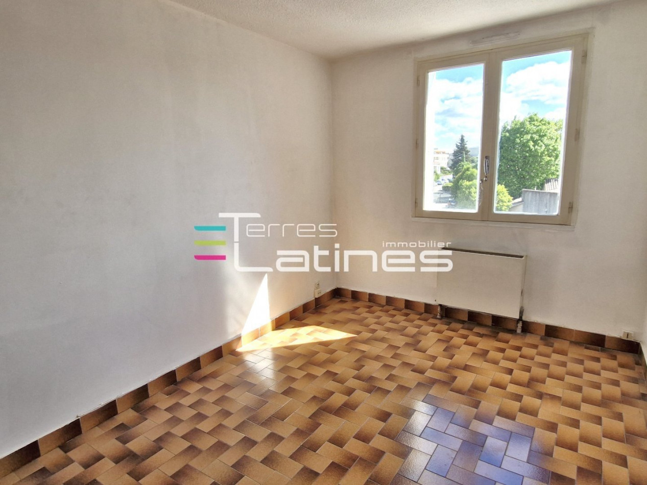 location Appartement Nimes