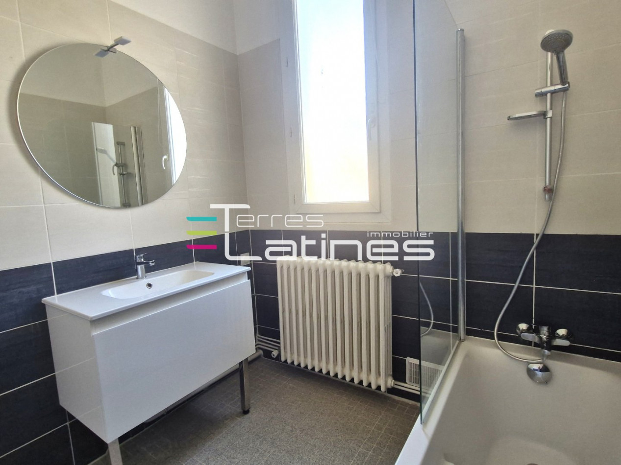 location Appartement Nimes - Photo 13