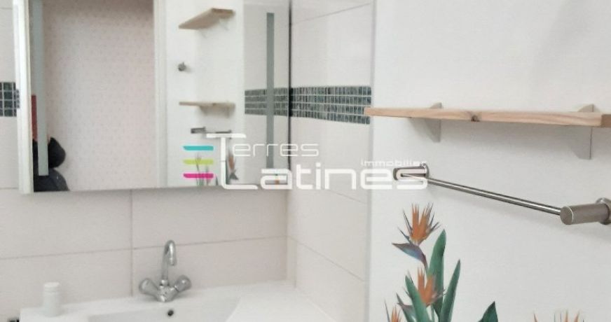 location Appartement Nimes