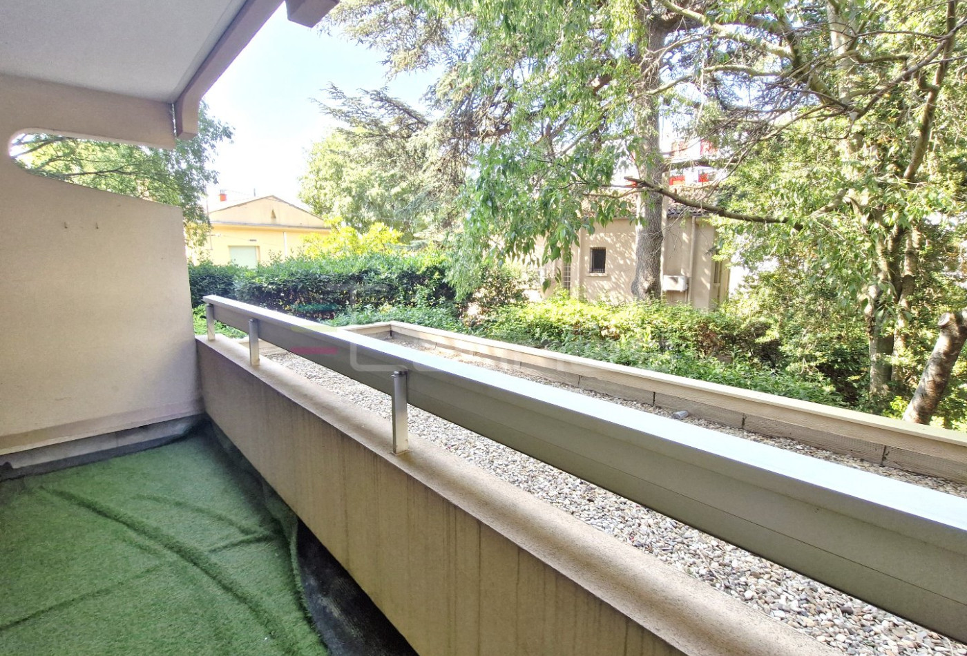 location Appartement Nimes - Photo 3