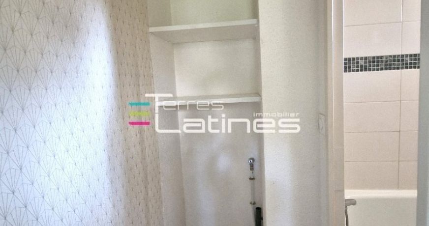 location Appartement Nimes