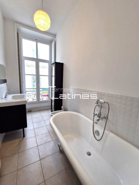 vente Appartement ancien Nimes - Photo 10