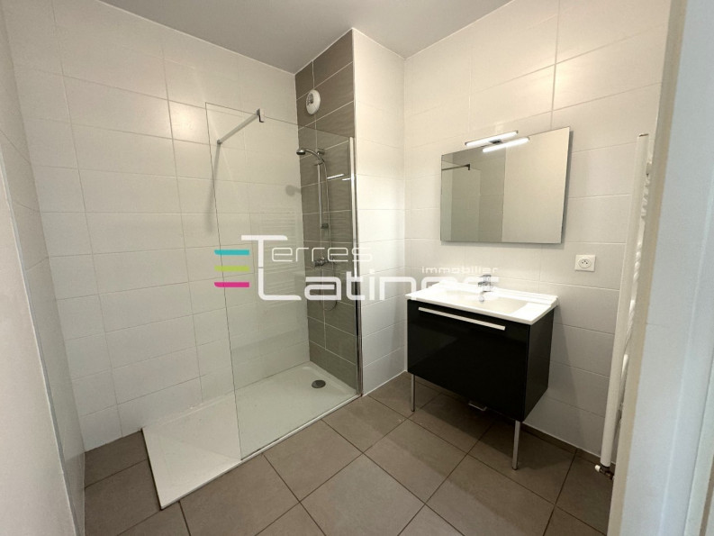 location Appartement Nimes - Photo 5