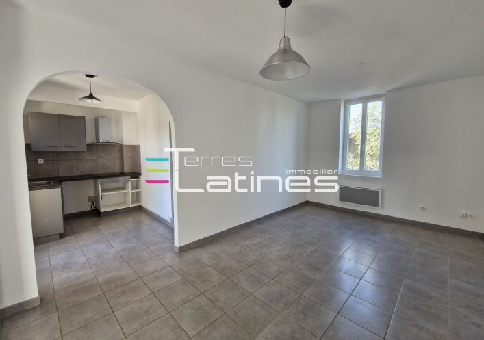 location Appartement Nimes