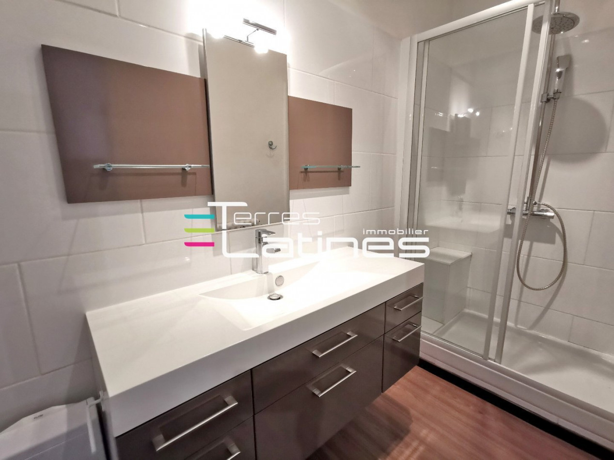 vente Appartement Nimes - Photo 9