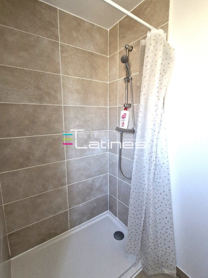 vente Appartement Nimes - Photo 8