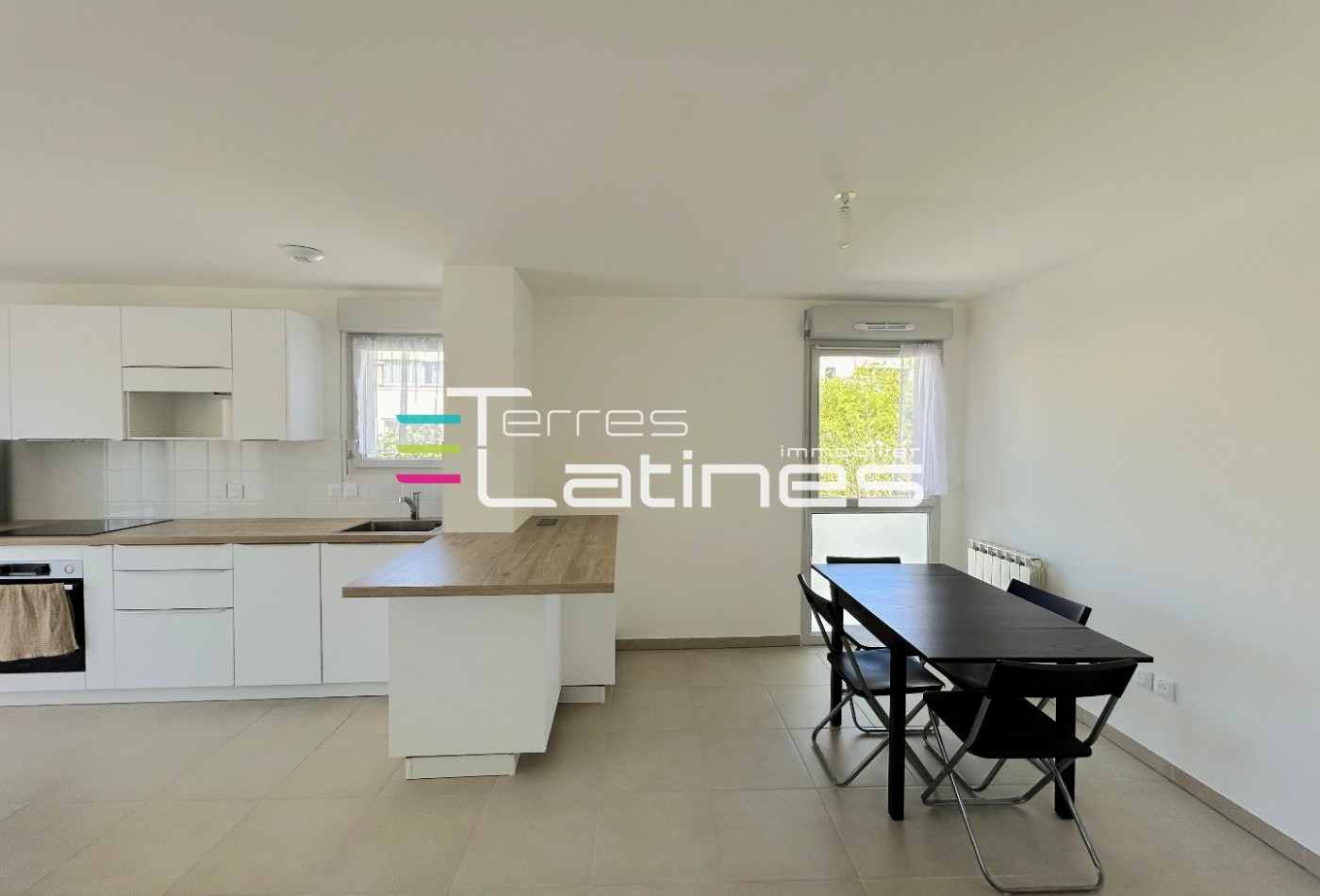 location Appartement en résidence Nimes - Photo 2