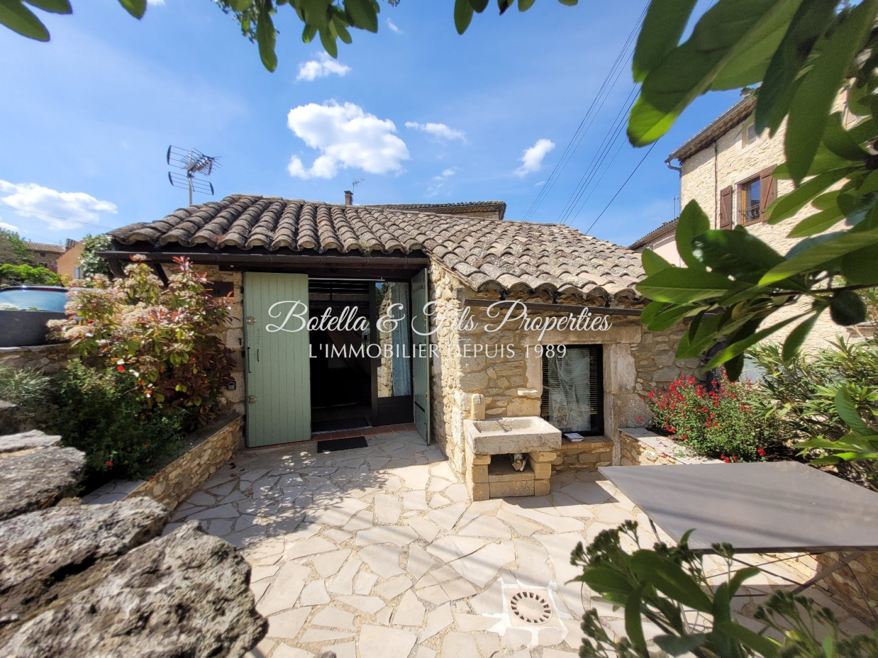 vente Demeure de ville et village Uzes
