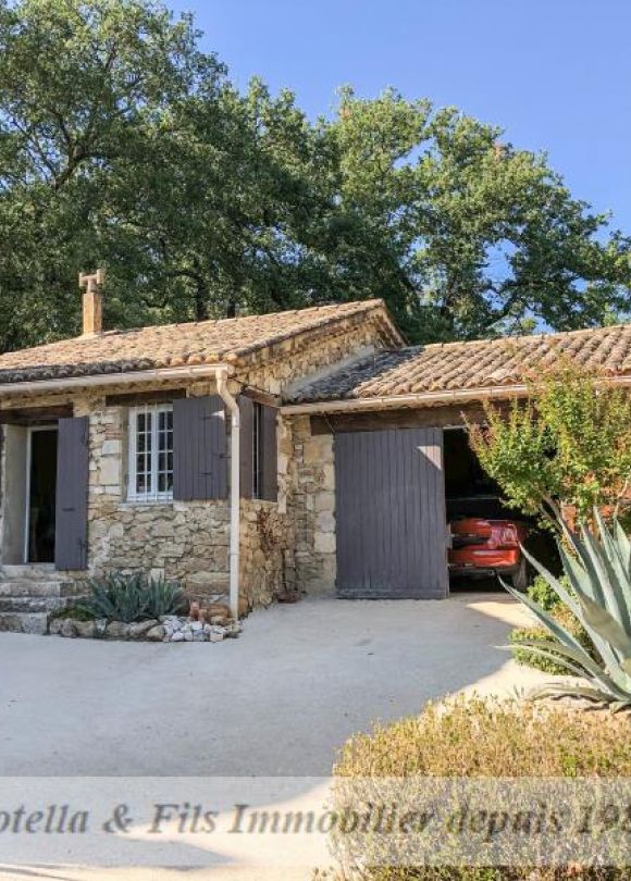vente Mas Uzes