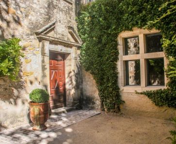 For sale Uzes | Réf 3014734640 - Botella et fils immobilier prestige