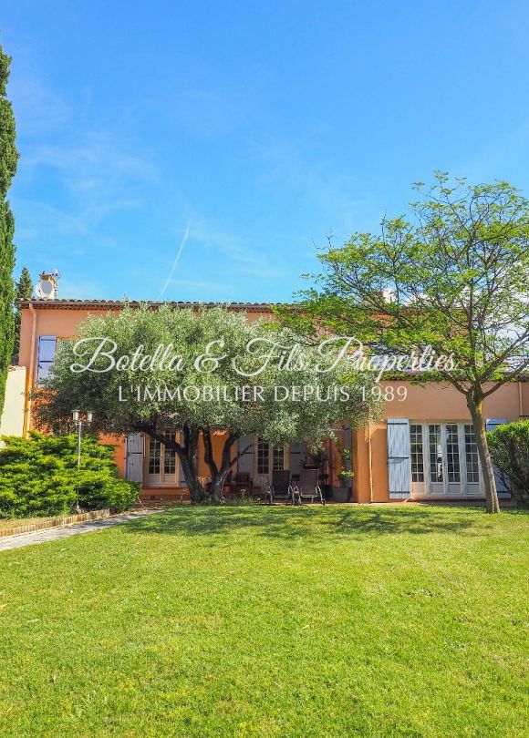 vente Demeure de ville et village Uzes