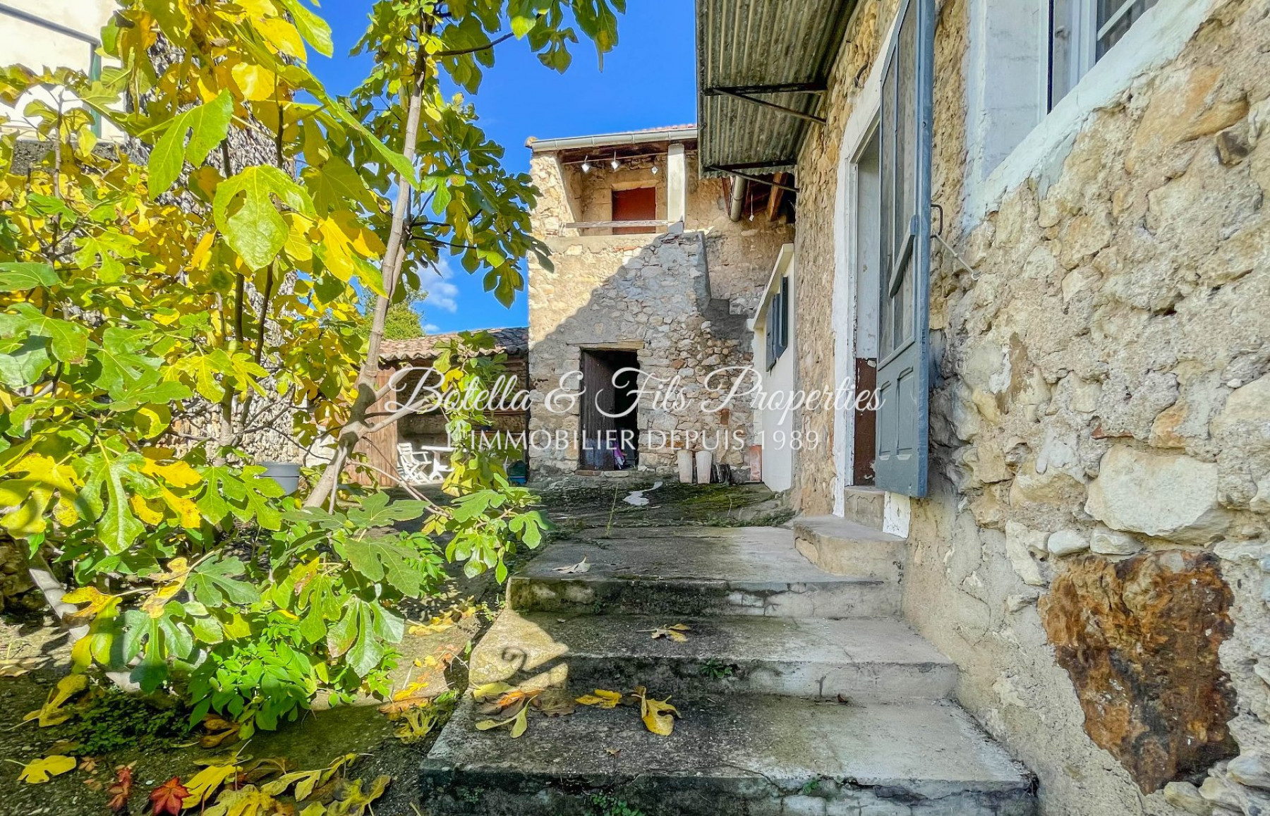 vente Demeure de ville et village Barjac