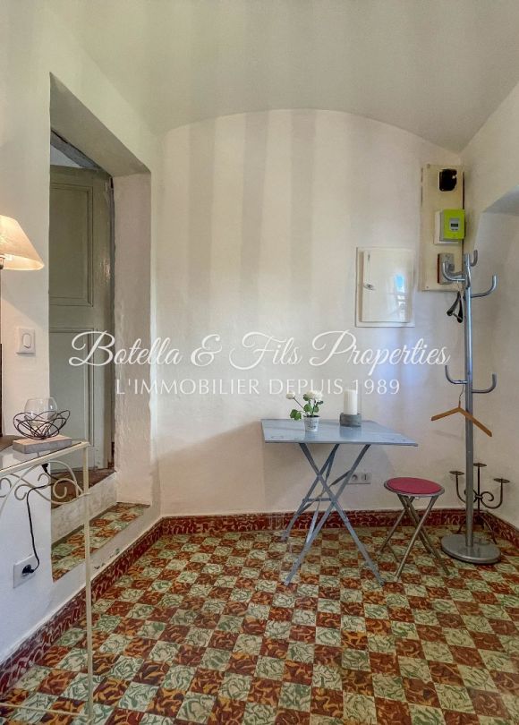 vente Demeure de ville et village Barjac