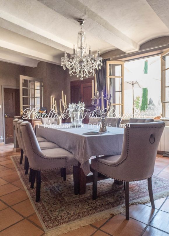 vente Demeure de ville et village Barjac