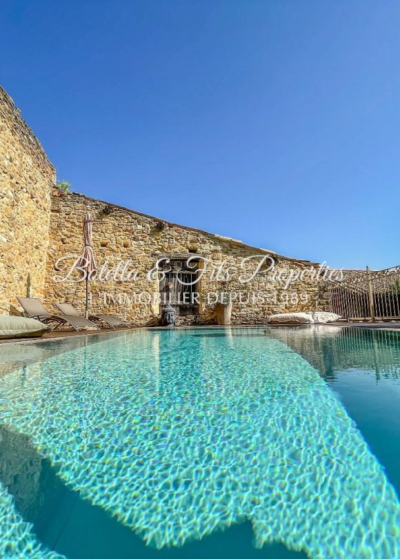 vente Demeure de ville et village Barjac