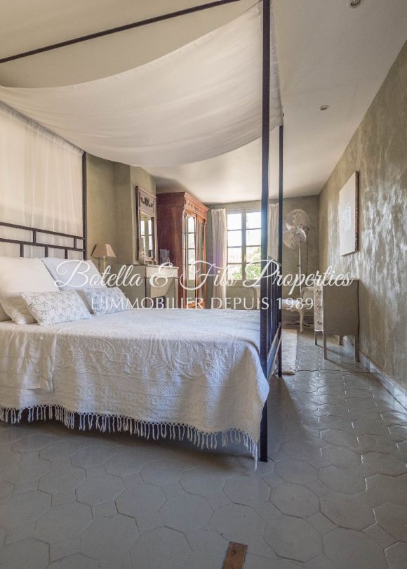 vente Demeure de ville et village Barjac