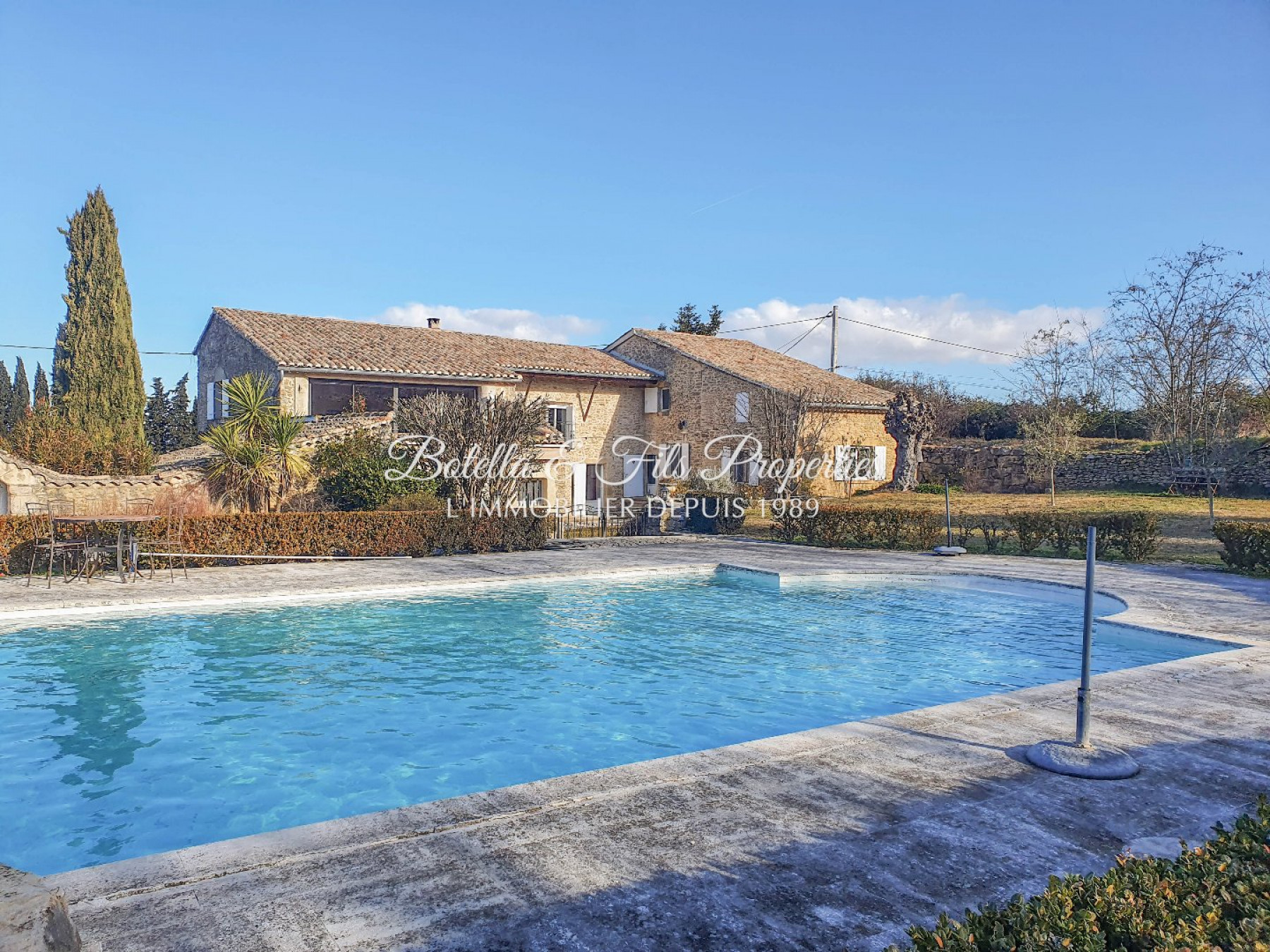 sale Propriété Uzes