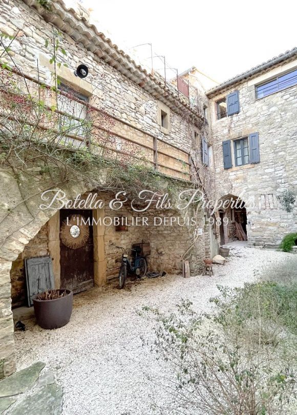 vente Demeure de ville et village Uzes