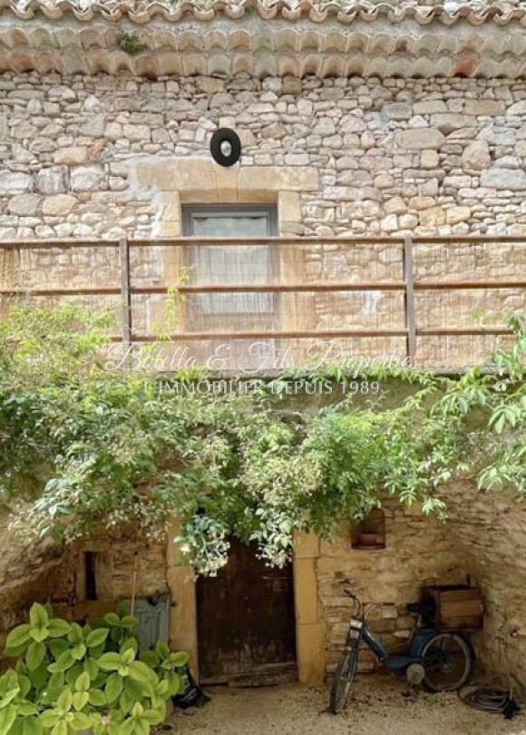 vente Demeure de ville et village Uzes