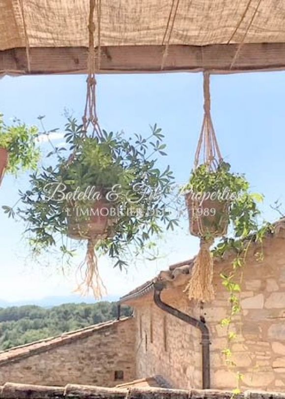 vente Demeure de ville et village Uzes